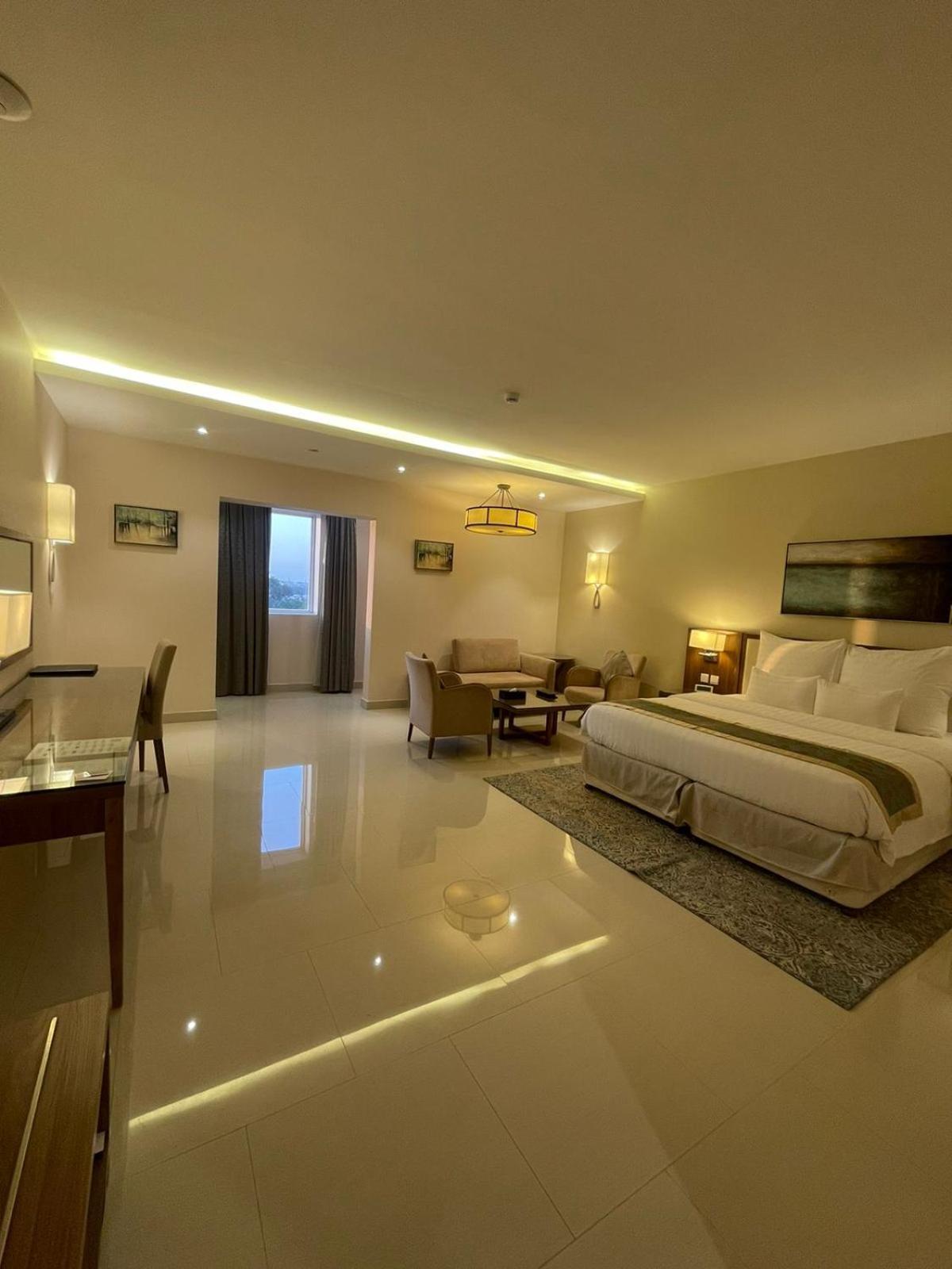 Best Western Plus בוריידה מראה חיצוני תמונה