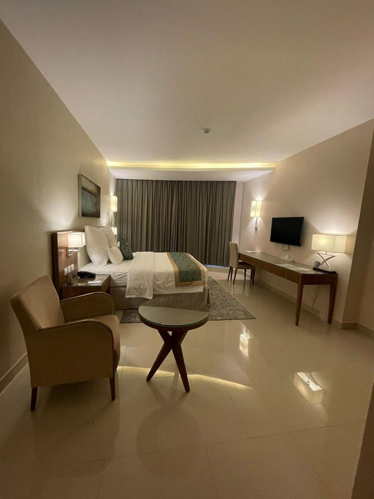 Best Western Plus בוריידה מראה חיצוני תמונה